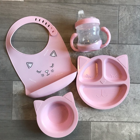 Pottery Barn Toddler Dinnerware Set (Silicone) - Picture 1 of 4